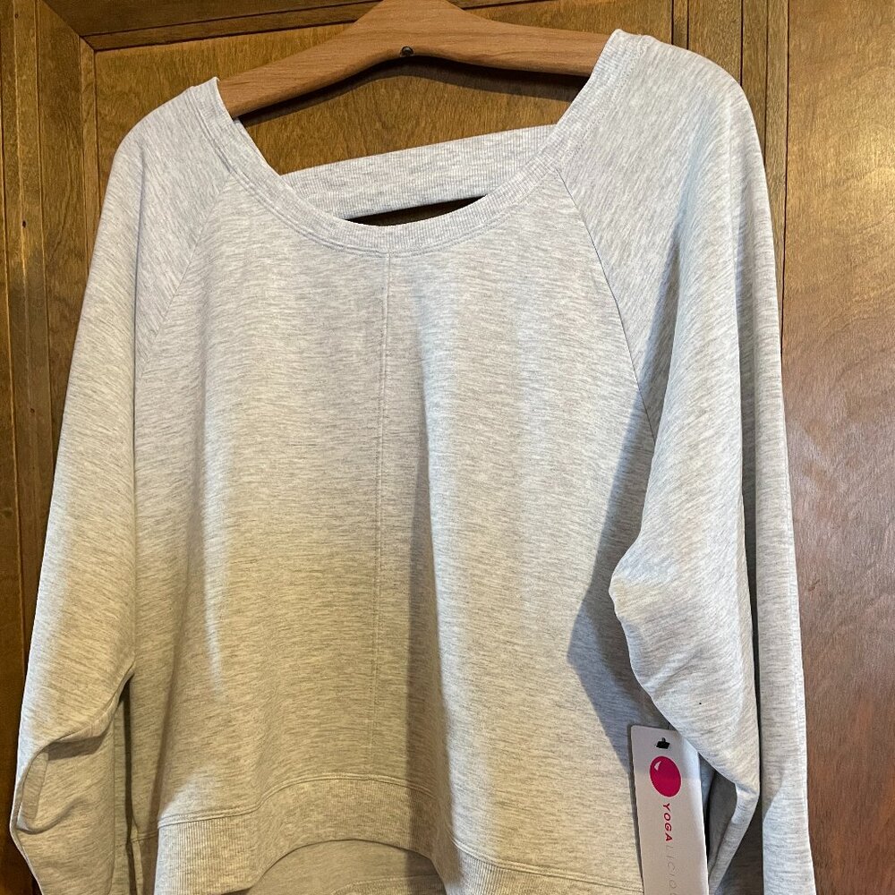 YOGALICIOUS Stephanie Sweatshirt! Size Large (L) / Super SOFT! READ ALL DETAILS - Picture 2 of 9